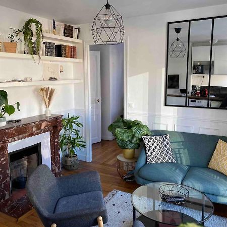 Appartement Buttes Chaumont Parijs Buitenkant foto